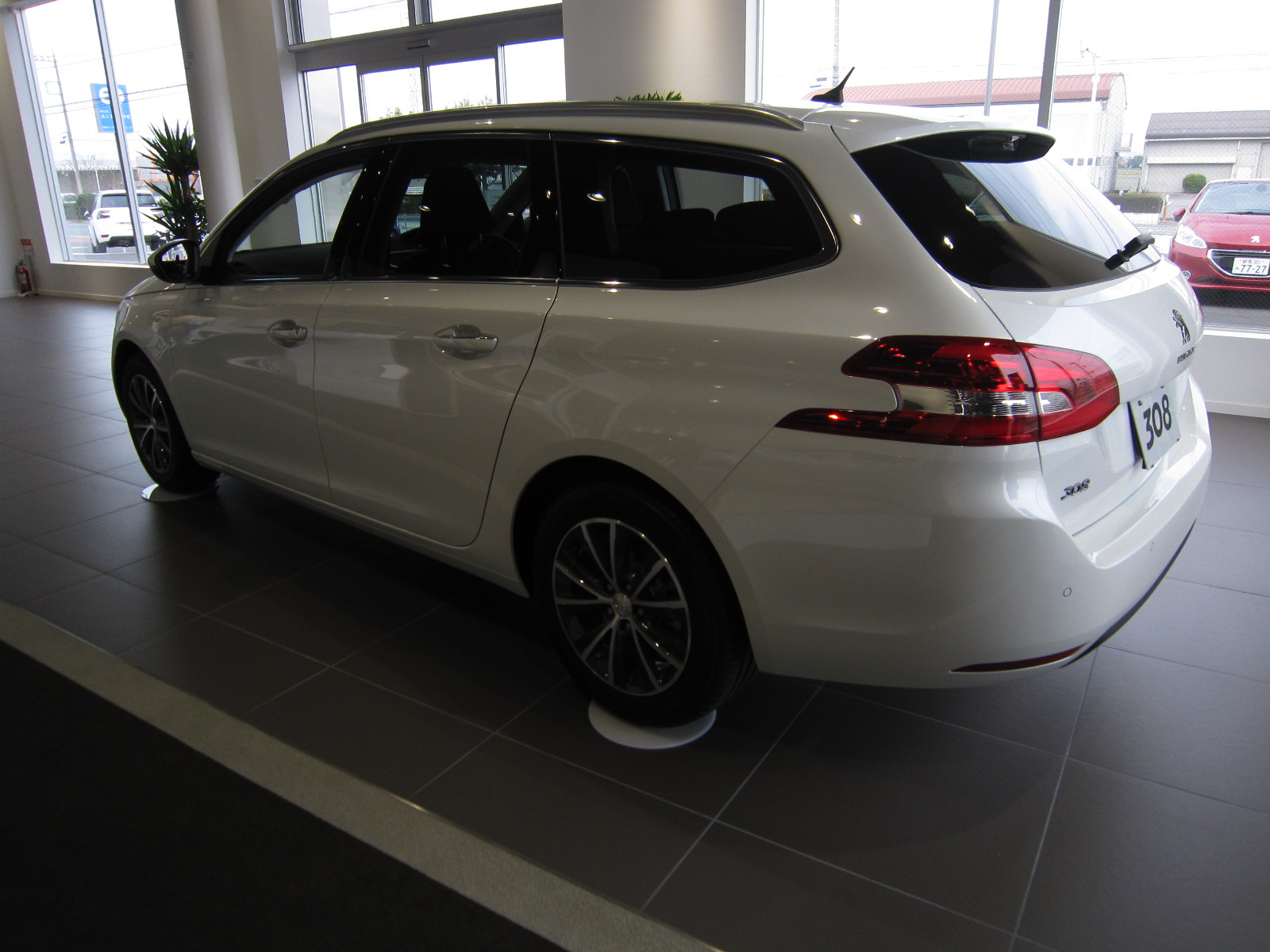 ◆ NEW PEUGEOT　308SW DEBUT FAIR　12/6(Sat)7(Sun)◆