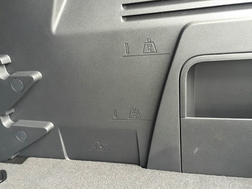 ◆ 3008　Allure　試乗車のご案内 ◆